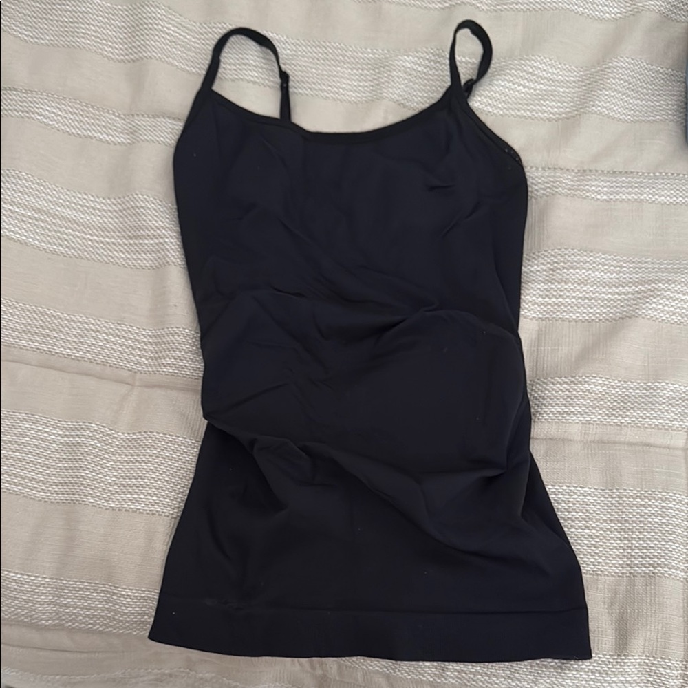 BLANQI Black Fitted Sleeveless Camisole